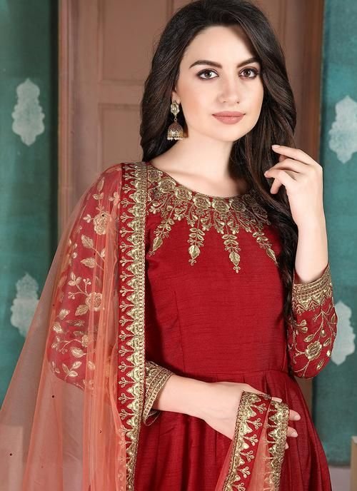 🌺 Elegant Anarkali Suit – Maroon with Golden Embroidery